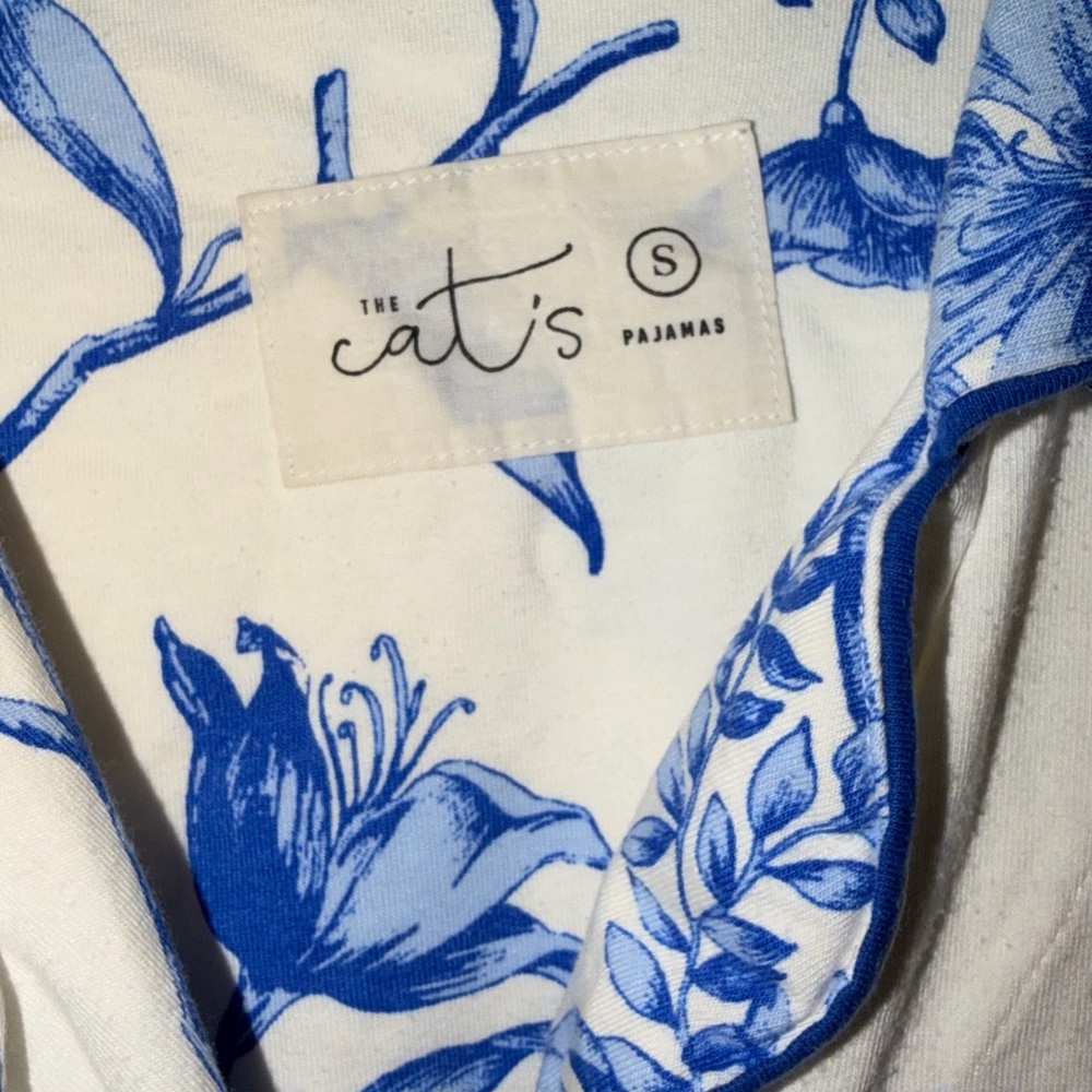 CATS PAJAMAS PIMA KNIT CAPRI SET- SIZE SMALL - Picture 8 of 16